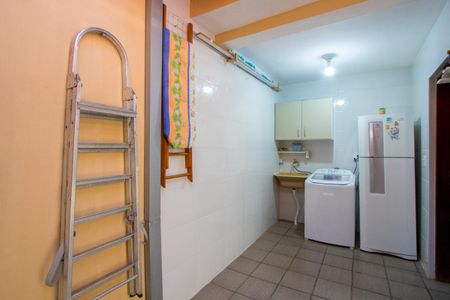 Casa à venda com 137m², 3 quartos e 2 vagasÁrea de serviço/Espaço gourmet