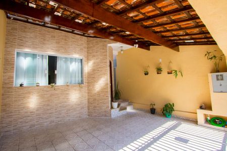 Casa à venda com 137m², 3 quartos e 2 vagasGaragem