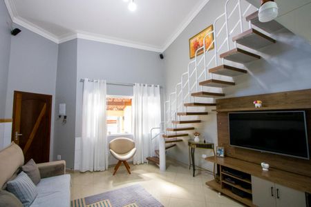 Sala de casa à venda com 3 quartos, 137m² em Parque Marajoara, Santo André