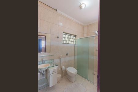 Casa para alugar com 275m², 5 quartos e 4 vagasBanheiro da Suíte