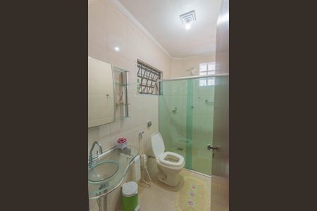 Casa para alugar com 275m², 5 quartos e 4 vagasBanheiro 