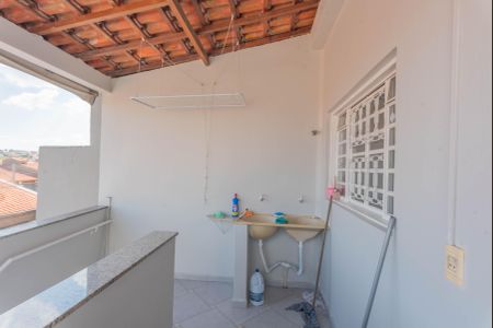 Casa para alugar com 275m², 5 quartos e 4 vagasÁrea de Serviço