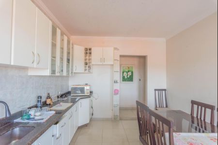 Casa para alugar com 275m², 5 quartos e 4 vagasCozinha