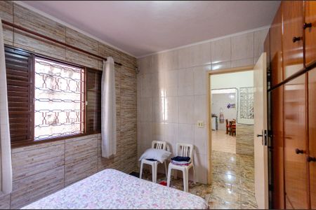 Casa à venda com 250m², 4 quartos e 2 vagas Casa à venda com 250m², 4 quartos e 2 vagasSuíte 2