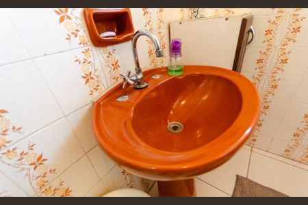 Casa à venda com 250m², 4 quartos e 2 vagas Casa à venda com 250m², 4 quartos e 2 vagasSuíte 1 - Banheiro