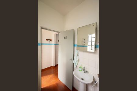 Casa para alugar com 119m², 1 quarto e sem vagaBanheiro 