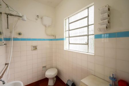 Banheiro  de casa para alugar com 1 quarto, 119m² em Vila Marari, São Paulo