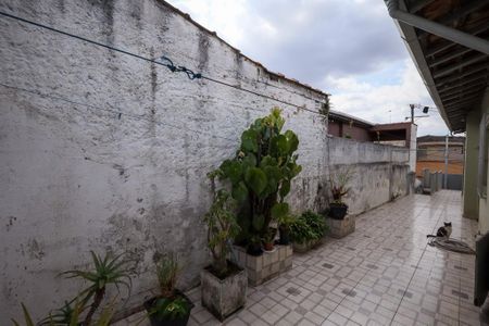 Casa para alugar com 119m², 1 quarto e sem vagaQuintal 