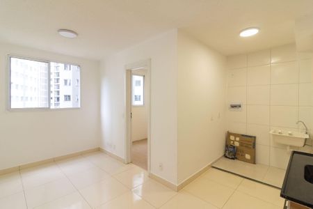 Sala de apartamento à venda com 2 quartos, 32m² em Usina Piratininga, São Paulo