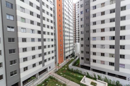 Vista Sala de apartamento à venda com 2 quartos, 32m² em Usina Piratininga, São Paulo
