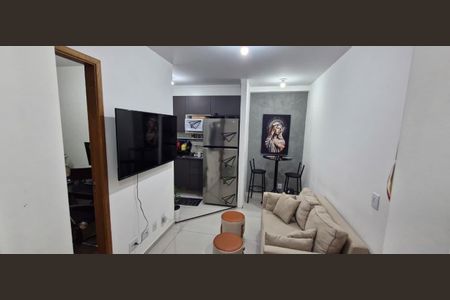 Apartamento para alugar com 37m², 2 quartos e 1 vagaSala