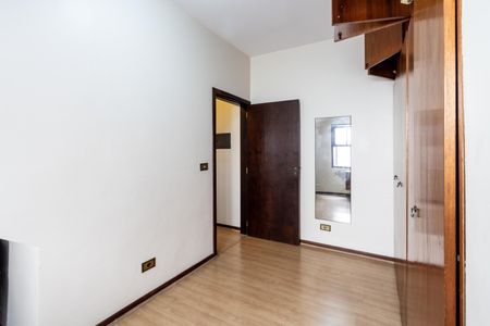 Casa à venda com 200m², 3 quartos e 3 vagas Casa à venda com 200m², 3 quartos e 3 vagasQuarto 3