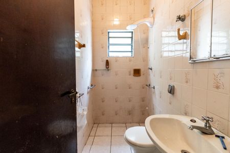 Casa à venda com 200m², 3 quartos e 3 vagas Casa à venda com 200m², 3 quartos e 3 vagasEdícula