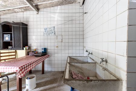 Casa à venda com 200m², 3 quartos e 3 vagas Casa à venda com 200m², 3 quartos e 3 vagasÁrea de Serviço