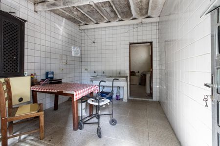 Casa à venda com 200m², 3 quartos e 3 vagas