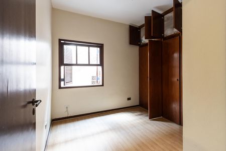 Casa à venda com 200m², 3 quartos e 3 vagas Casa à venda com 200m², 3 quartos e 3 vagasQuarto 1