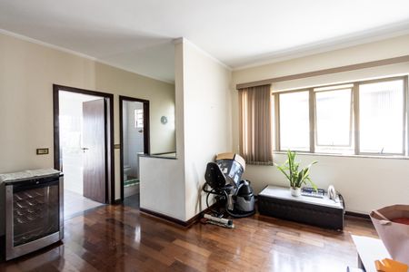 Casa à venda com 200m², 3 quartos e 3 vagas Casa à venda com 200m², 3 quartos e 3 vagasSala