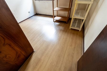 Casa à venda com 200m², 3 quartos e 3 vagas Casa à venda com 200m², 3 quartos e 3 vagasQuarto 2
