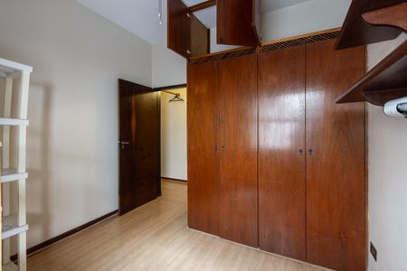 Quarto 2 de casa à venda com 3 quartos, 200m² em Vila Ipojuca, São Paulo