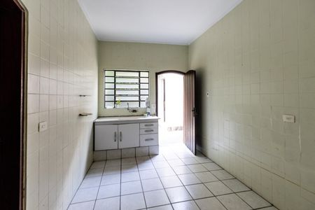 Edícula de casa à venda com 3 quartos, 200m² em Vila Ipojuca, São Paulo