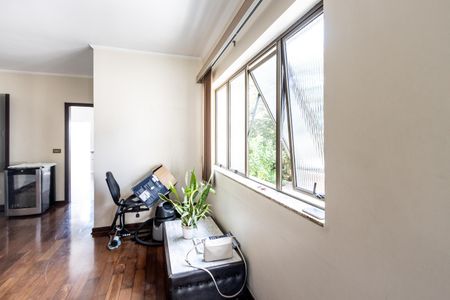 Casa à venda com 200m², 3 quartos e 3 vagas Casa à venda com 200m², 3 quartos e 3 vagasSala