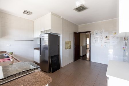 Cozinha de casa à venda com 3 quartos, 200m² em Vila Ipojuca, São Paulo