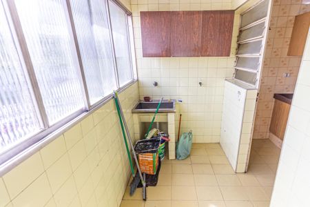 Apartamento para alugar com 70m², 2 quartos e sem vaga Apartamento para alugar com 70m², 2 quartos e sem vagaÁrea de Serviço