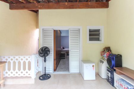 Casa à venda com 90m², 2 quartos e 1 vagaSacada do Quarto 1 - Suíte