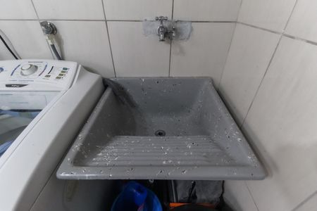 Casa à venda com 90m², 2 quartos e 1 vagaÁrea de Serviço