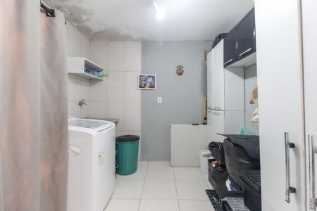 Casa à venda com 90m², 2 quartos e 1 vagaÁrea de Serviço