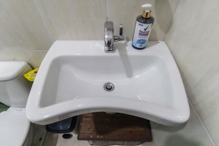 Casa à venda com 90m², 2 quartos e 1 vagaBanheiro Social