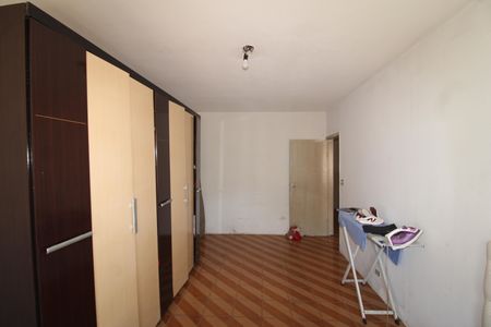 Casa à venda com 175m², 3 quartos e 3 vagasSuíte