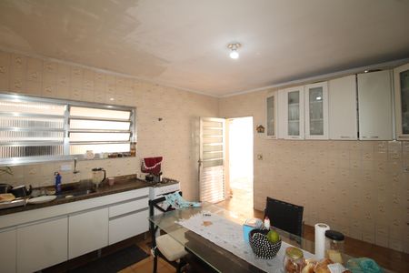 Casa à venda com 175m², 3 quartos e 3 vagasCozinha