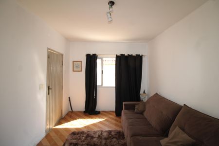 Casa à venda com 175m², 3 quartos e 3 vagasSala
