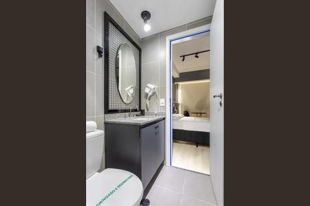 Banheiro de apartamento à venda com 1 quarto, 22m² em Barra Funda, São Paulo