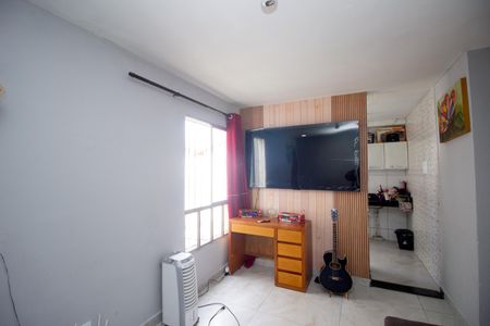 Sala de apartamento para alugar com 2 quartos, 32m² em Industrial São Luiz, Contagem