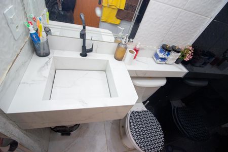 Apartamento à venda com 32m², 2 quartos e 1 vagaBanheiro Social
