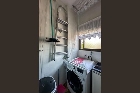 Apartamento à venda com 75m², 3 quartos e 1 vaga Apartamento à venda com 75m², 3 quartos e 1 vagaÁrea de Serviço