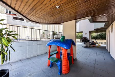Apartamento à venda com 75m², 3 quartos e 1 vaga Apartamento à venda com 75m², 3 quartos e 1 vagaPlayground