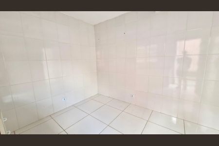Casa para alugar com 60m², 2 quartos e 1 vaga