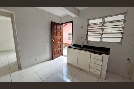 Casa para alugar com 60m², 2 quartos e 1 vaga