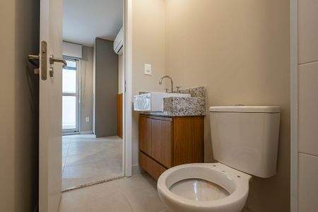 Studio à venda com 26m², 1 quarto e sem vaga Studio à venda com 26m², 1 quarto e sem vagaBanheiro