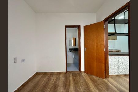 Casa para alugar com 25m², 1 quarto e 1 vagaQuarto