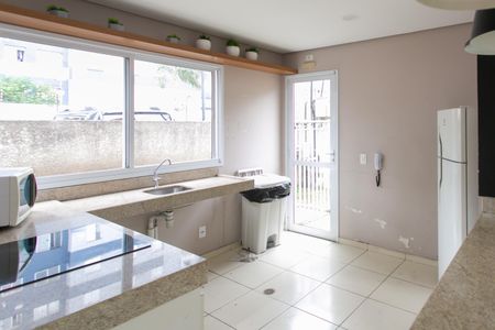 Apartamento à venda com 40m², 2 quartos e 1 vaga Apartamento à venda com 40m², 2 quartos e 1 vagaÁrea comum - Salão de Festas