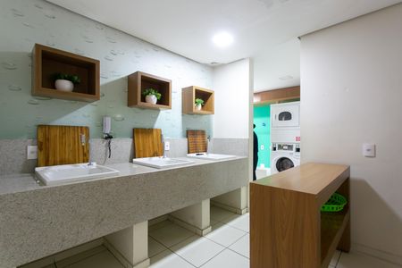 Apartamento à venda com 40m², 2 quartos e 1 vaga Apartamento à venda com 40m², 2 quartos e 1 vagaÁrea comum - Lavanderia