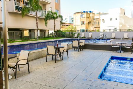 Apartamento para alugar com 60m², 2 quartos e 1 vagaÁrea comum - Piscina