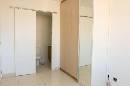 Apartamento para alugar com 60m², 2 quartos e 1 vagaQuanto Suite