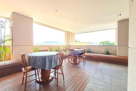 Apartamento para alugar com 60m², 2 quartos e 1 vagaÁrea comum - Churrasqueira