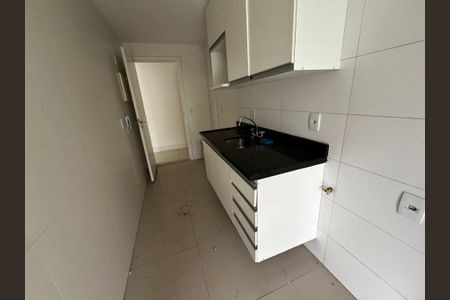 Apartamento para alugar com 105m², 3 quartos e 2 vagas Apartamento para alugar com 105m², 3 quartos e 2 vagasCozinha
