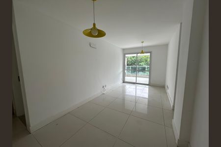 Sala de apartamento para alugar com 3 quartos, 105m² em Recreio dos Bandeirantes, Rio de Janeiro